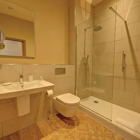 Whitbarrow Resort *